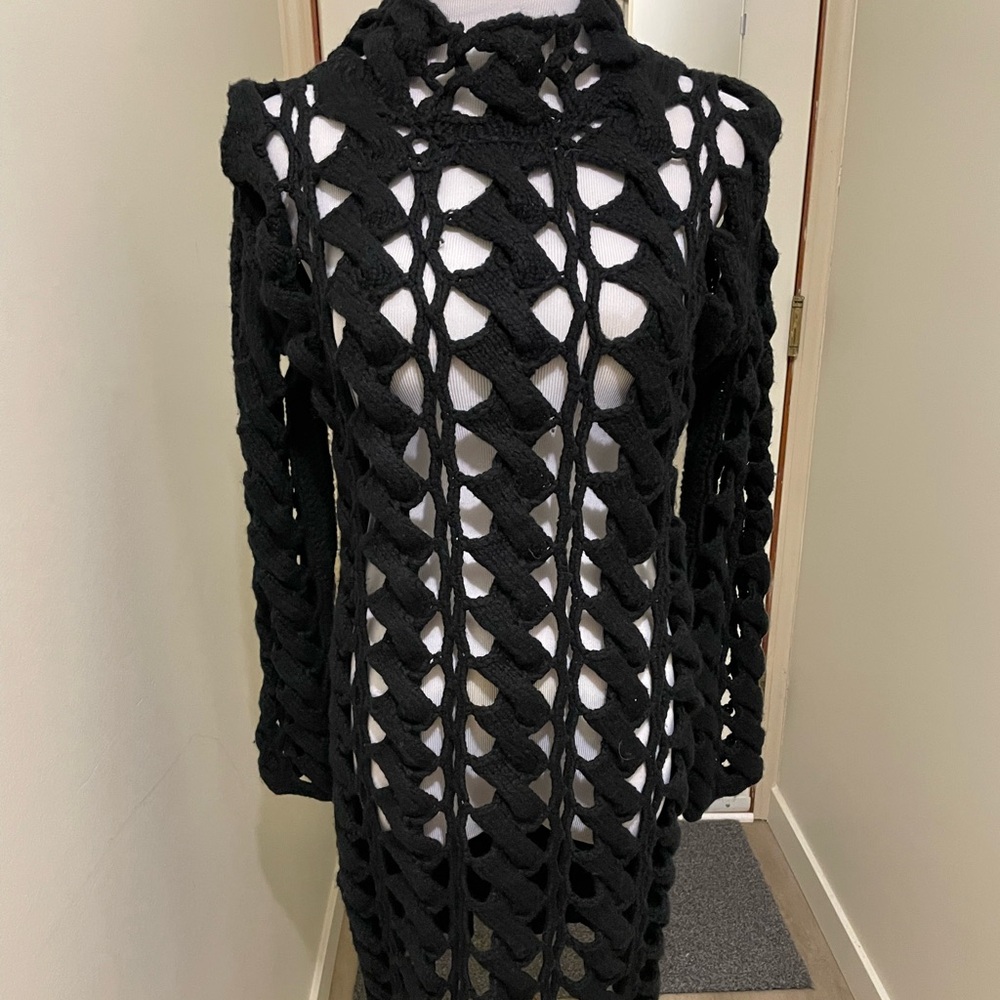 Chic Black Cut out design Long Sleeve sweater Dress
